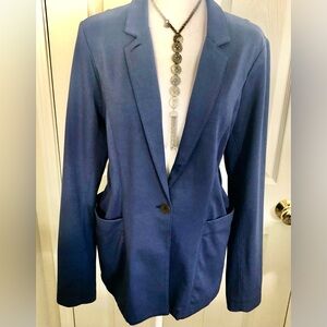 Qor Classic Navy Women's Blazer Athleisure at It’s Best